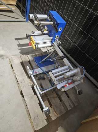 Fles etiketteer machine, Etipack, Junior, Blauw, 2009